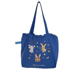 Borsa shopper in tela blu con ricamo di coniglietto carino, grande borsa a spalla.