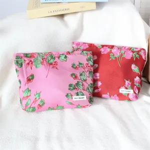 Set di borsa cosmetica floreale vintage, custodia con cerniera portatile per trucco da viaggio.