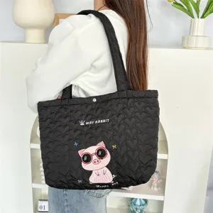 Gewatteerde hart schoudertas schattige cartoon geborduurde tote tas detail, groot formaat