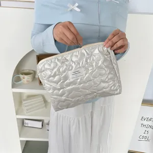 Korean PU quilted heart cosmetic bag portable waterproof travel makeup storage clutch for women