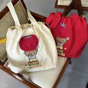 Sac cabas en toile brodé de tomate style coréen, grand sac à bandoulière décontracté pour tous.