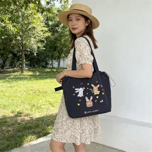 Borsa tote in tela con coniglio ricamato carino coreano, grande borsa a spalla per giorni.