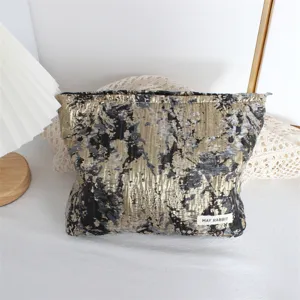 Borsa cosmetica floreale goffrata vintage astuccio per trucco portatile organizer da viaggio