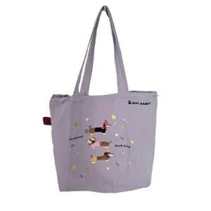 Borsa shopper in tela viola con simpatici cani bassotto ricamati, grande borsa a spalla.