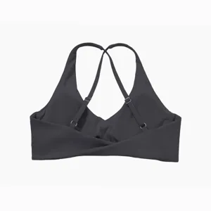 Dunkelgrauer Sport-BH Detail, starker Halt Fitness Workout Yoga Top mit verstellbaren Trägern.