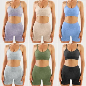 Conjunto de yoga sin costuras acanalado sujetador deportivo y short talle alto fitness