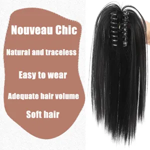 Vista detallada de la extensión de coleta de cabello sintético liso negro con pinza de garra.