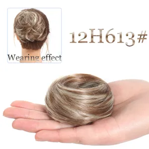 Chignon de cheveux synthetiques donut postiche volumineux pour coiffure elegante.