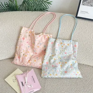 Koreanischer Stil Polyester Blumen Gestickt Umhängetasche Lässig Offen Weich Tote Unterarmtasche Stoff Handtasche Für Damen Reisen