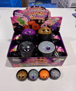Halloween Knautschspielzeug in einer Mystery-Box