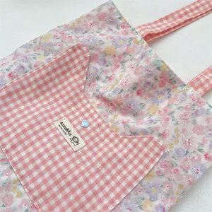 Schattige bloemen canvas shopper tas met geruite kattenoor zak voor dagelijks werk en winkel.