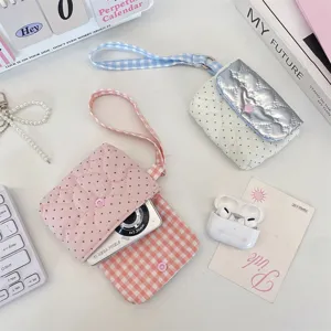 Hübsche gesteppte Handgelenktasche Kameratasche und Geldbörse mit Herz Druckknopf.