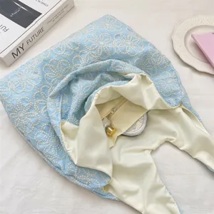 Sac cabas en toile brodée bleue, sac à épaule tendance avec doublure douce et poche int.