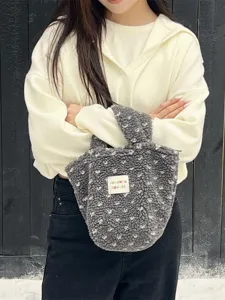 Cozy winter plush handbag for women, cute Korean style fuzzy tote bag with soft fabric.