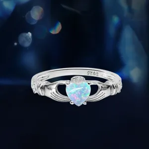 S925 Sterlingsilber Herz Opal Claddagh Ring Retro Krone Liebe Herz Fingerring Für Damen Mode Farbwechsel Schmuck