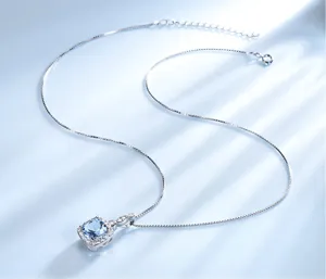 Exquisite S925 Sterlingsilber quadratische blauer Topas Anhänger Halskette Schmuck