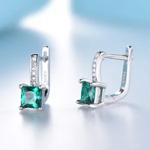 Elegante Damen Ohrringe 925er Silber mit quadratischem gruenem Schmuckstein Zirkonia.