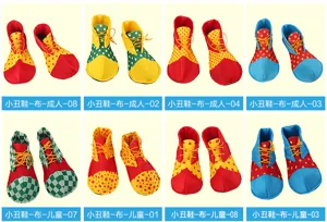 Scarpe da clown colorate per adulti e bambini, perfette per cosplay, feste e spettacoli teatrali.