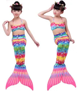 Kinder Meerjungfrau Badeanzug 3-teiliges Bikini-Set mit buntem Regenbogen-Schwanz für Strand.