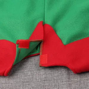 Déguisement de lutin de Noël pour enfants, vue de détail rouge et verte de fête.