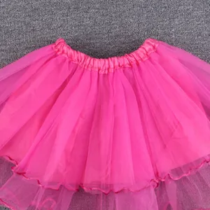Kids pink tutu mesh skirt for dance performance, fluffy toddler short layered party skirt