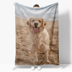 Coperta in flanella con foto di golden retriever personalizzata per divano letto