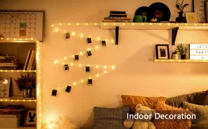 Dettaglio di una catena luminosa LED decorativa con calda luce per un'atmosfera accogliente.