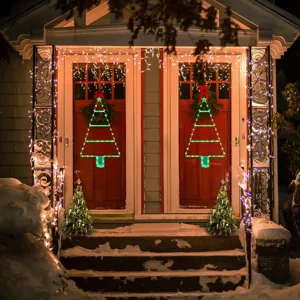 LED Dreieck Weihnachtsbaum Hängeleuchte, batteriebetriebene Lichterkette für Feiertage.