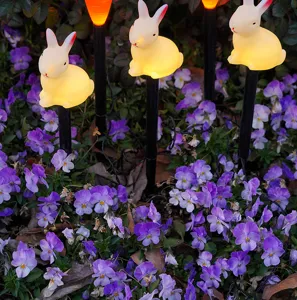 Luce solare LED da giardino coniglio, illuminazione per vialetti, paletto decorativo per prato.
