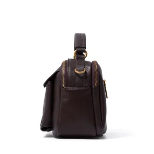 Genuine leather Boston bag detail view, classic retro style women handbag, side structure design.