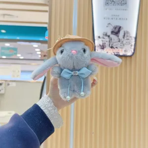 Süßer grauer Plüschhase Anhänger mit Strohhut Schleife Tasche Anhänger flauschige Stofftier Puppe