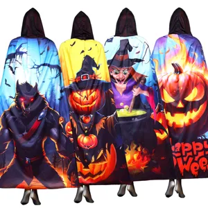 Cape à capuche d'Halloween avec imprimé loup-garou et citrouille pour fête costumée