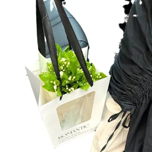 Minimalistische Kraftpapier Bloemenboeket Cadeau Draagtas Romantisch Venster Trapezium Handtas Verpakking Dragen Zak Voor Bruiloft Valentijnsdag Viering Decoratie