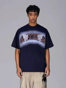 T-shirt manica corta oversize in cotone pesante con stampa sul petto, streetwear alla moda.