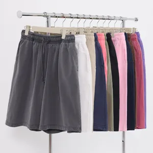 Vintage washed casual shorts for men, loose fit drawstring sweatshorts with retro design.