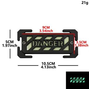 Fibbia luminosa tattica EDC in plastica ABS con avviso DANGER e dimensioni di circa 10x5cm