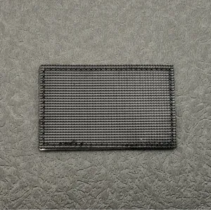 Schwarzes taktisches Klett-Moralabeschild Detailansicht, langlebige Ausrüstung für Outdoor-Zubehör.