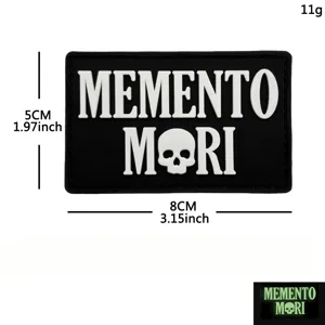 Taktischer Moral Patch mit Memento Mori Totenkopf Design für Rucksack und Ausrüstung.
