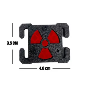 Boucle tactique en plastique ABS avec motif de radiation nucléaire, clip de sac à dos 3,5x4,8cm.