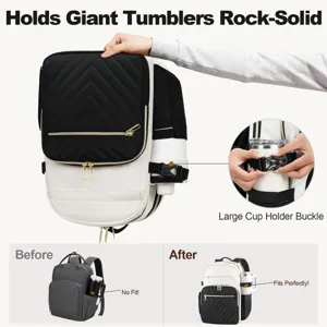 Détail de la boucle du porte-gobelet large sur sac à dos noir et blanc pour grands gobelets