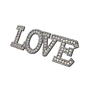 Accessori DIY Cuore d'Amore con Perle Artificiali e Strass per Decorazione Bouquet di Fiori Confezione Regalo San Valentino Fatto a Mano