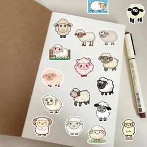 Vue détaillée d'autocollants mignons de mouton dessinés, étanches pour carnet DIY.