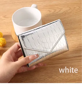 Women silver crocodile pattern wallet short card holder fashion elegant stylish purse.