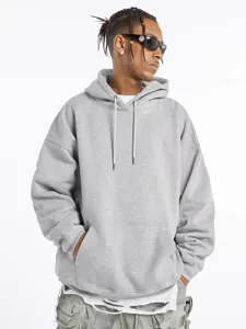 Sudadera con capucha oversize gris para hombre, sudadera pesada de algodón estilo urbano.
