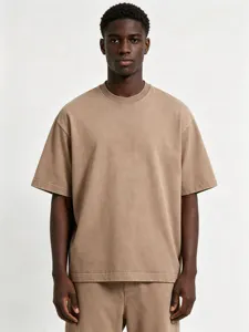 Heavyweight washed retro short sleeve t-shirt, solid color casual basic top detail view.