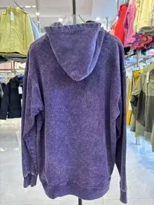 Sudadera con capucha pesada lavada al ácido, jersey morado informal, estilo urbano unisex oversize.