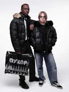 Giacca Imbottita Invernale Ispessita da Uomo Collo a Imbuto con Cappuccio e Finitura in Pelliccia Sintetica Calda Cappotto Casual in Cotone con Zip