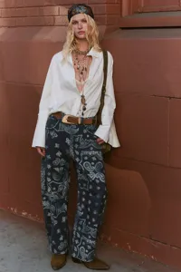 Shop stylish loose mid-waist paisley print women's jeans for casual everyday spring outfits.