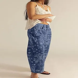 Women casual loose mid-rise straight leg denim jeans with stylish vintage paisley print.
