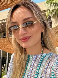 Femme sans monture dégradé marron métal lunettes de soleil vacances mode accessoire solaire chic